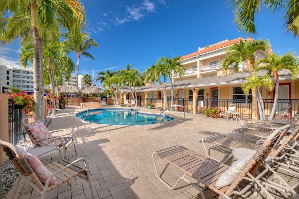 סיינט פיט ביץ' Walk To The Beach And Restaurants! - Coconut Villa'S Suite 2 מראה חיצוני תמונה